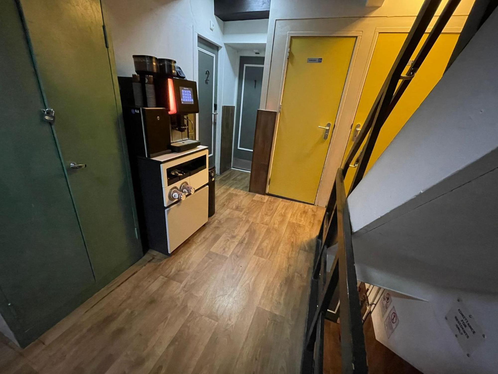 Amsterdam Downtown Hotel Canal View מראה חיצוני תמונה